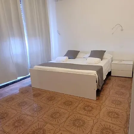 La Mimosa Bed & Breakfast Pula