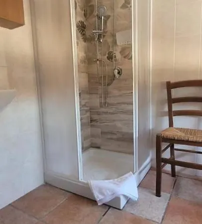 La Mimosa Pula