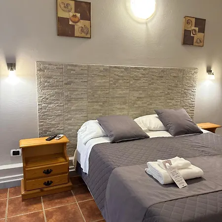 La Mimosa Couette-café