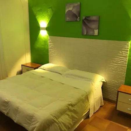 La Mimosa Bed & Breakfast